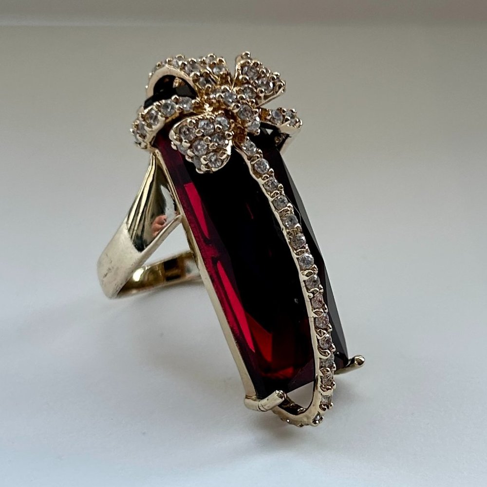 Andara Design 18K GOLD PLATED SIAM RED CRYSTAL & CZ BOW RING - Picture 4 of 15